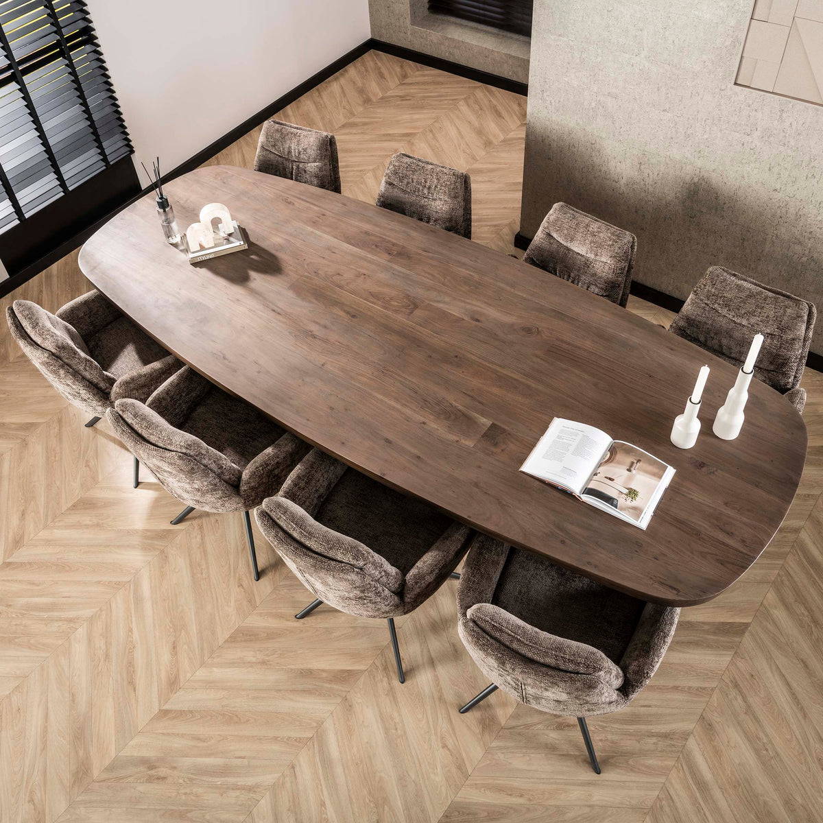 Spisebord Verdi dansk oval 300cm / Massiv brun akacie