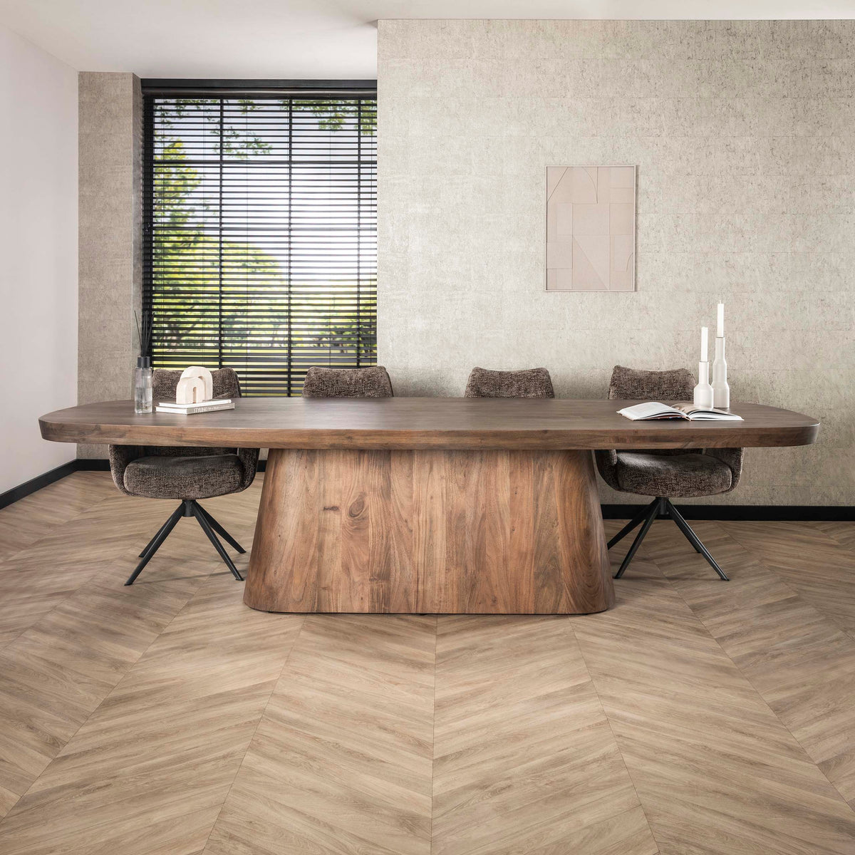 Spisebord Verdi dansk oval 300cm / Massiv brun akacie