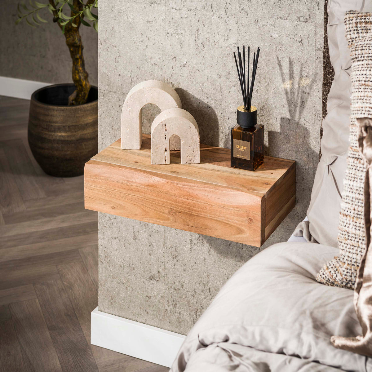 Twigg L bedside tables with 1 drawer, set of 2 / Solid acacia