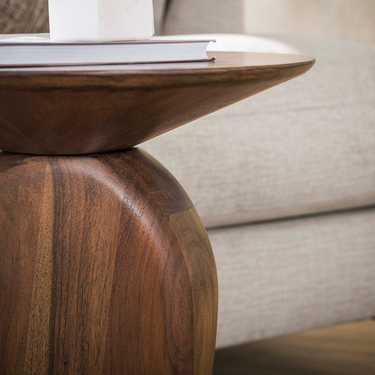 Tavolino Read Solid / Massello di acacia glaze brown