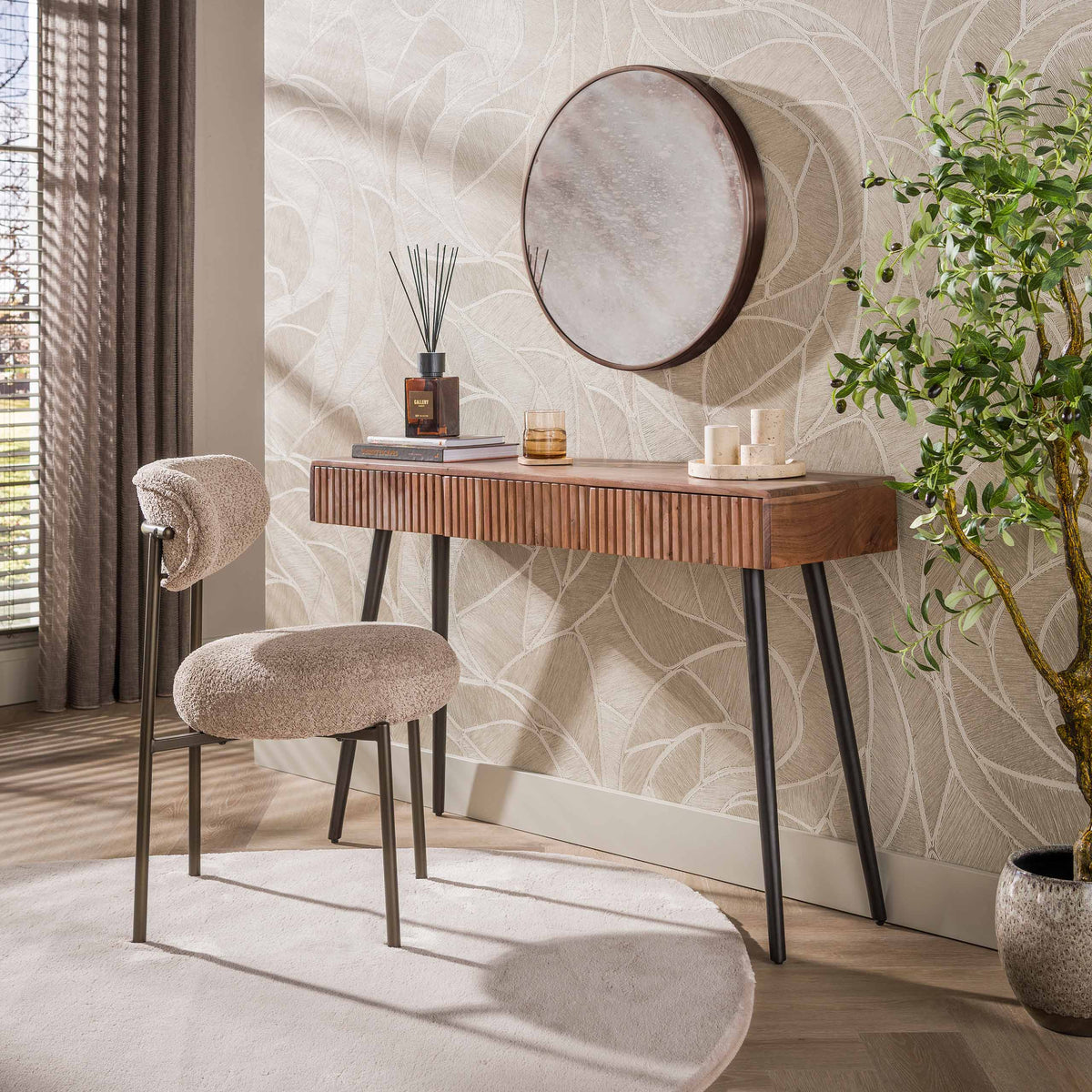 Hall- och sminkbord Linea med 3 lådor / Massiv akacia brun