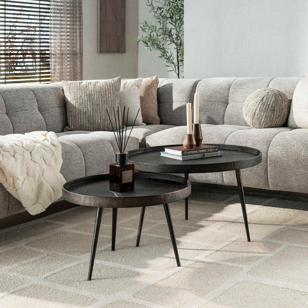 Bronze round coffee table, set of 2 / gray