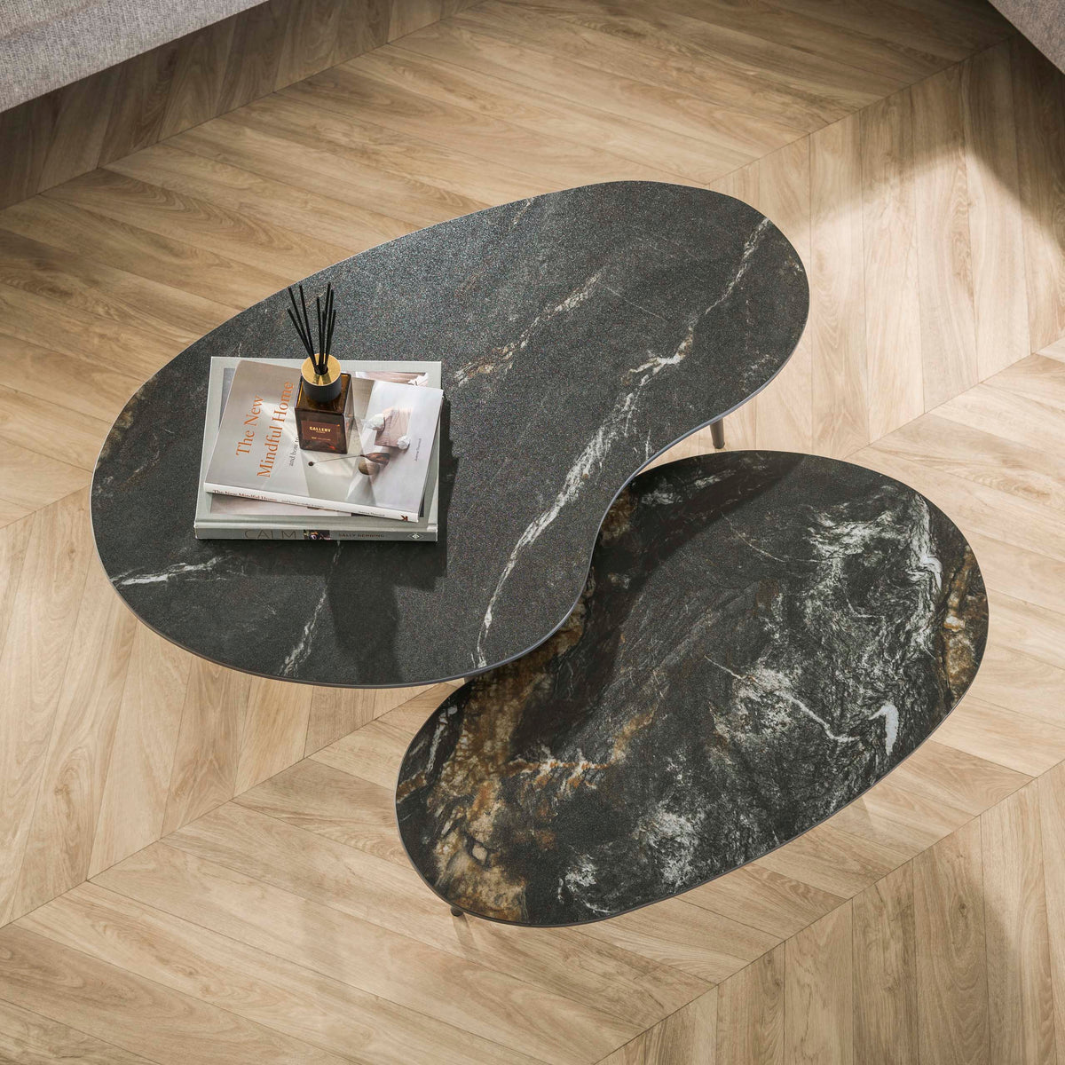 Sienna kidney-shaped coffee table, set of 2 / Ceramic fossil black