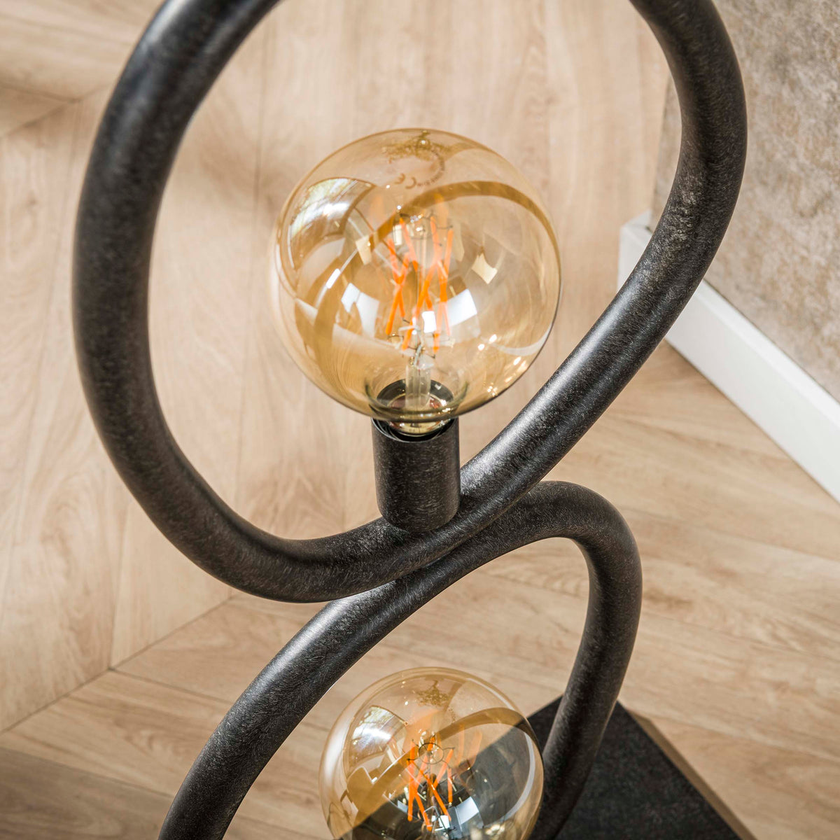 Lámpara de pie Opal de 4 luces / Negro Artic