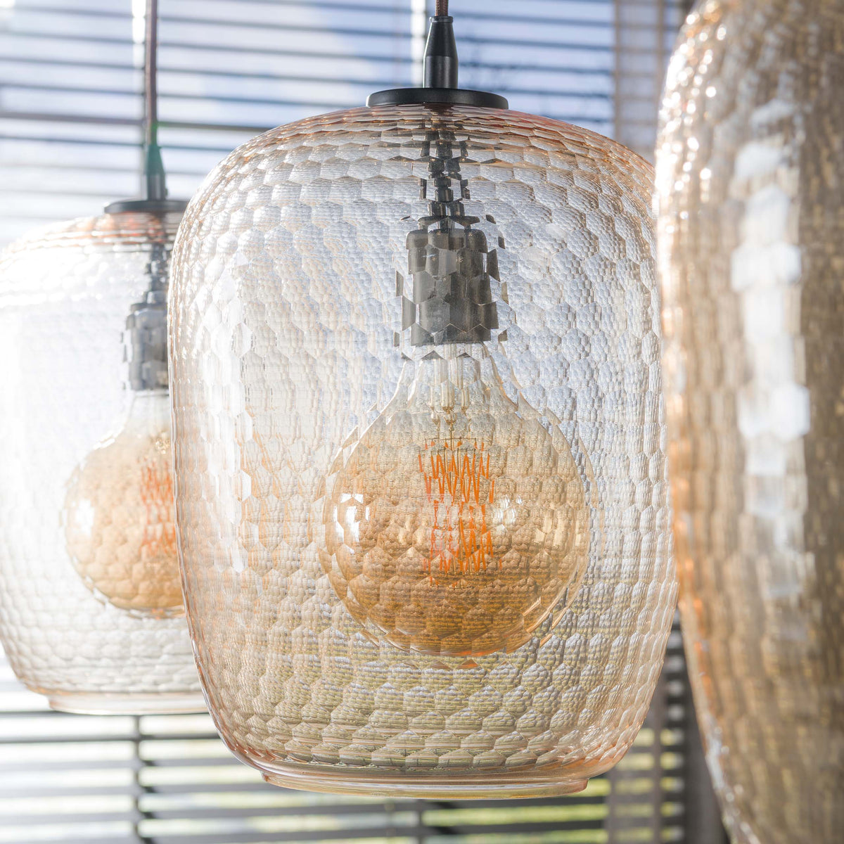 Pendellampe Flair med 3 lyskilder / Ravfarvet glas