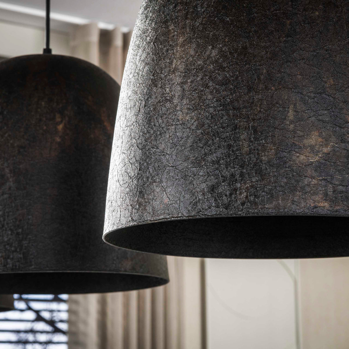 Pendellampe Umbra med 3 lys / Smoked brown