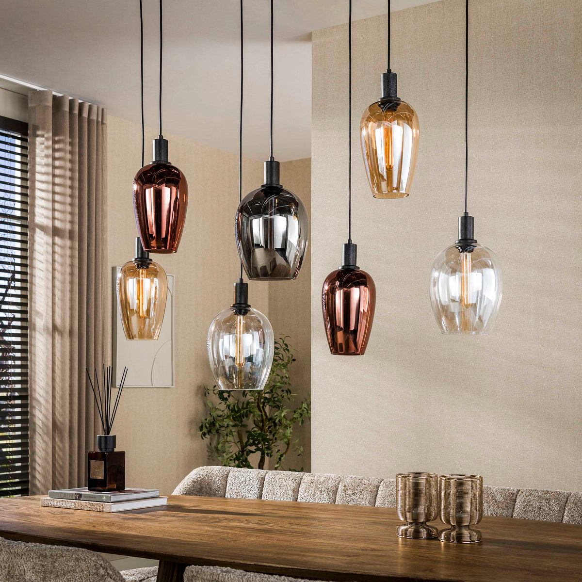 Orion pendant lamp, 7 lights / Arctic black