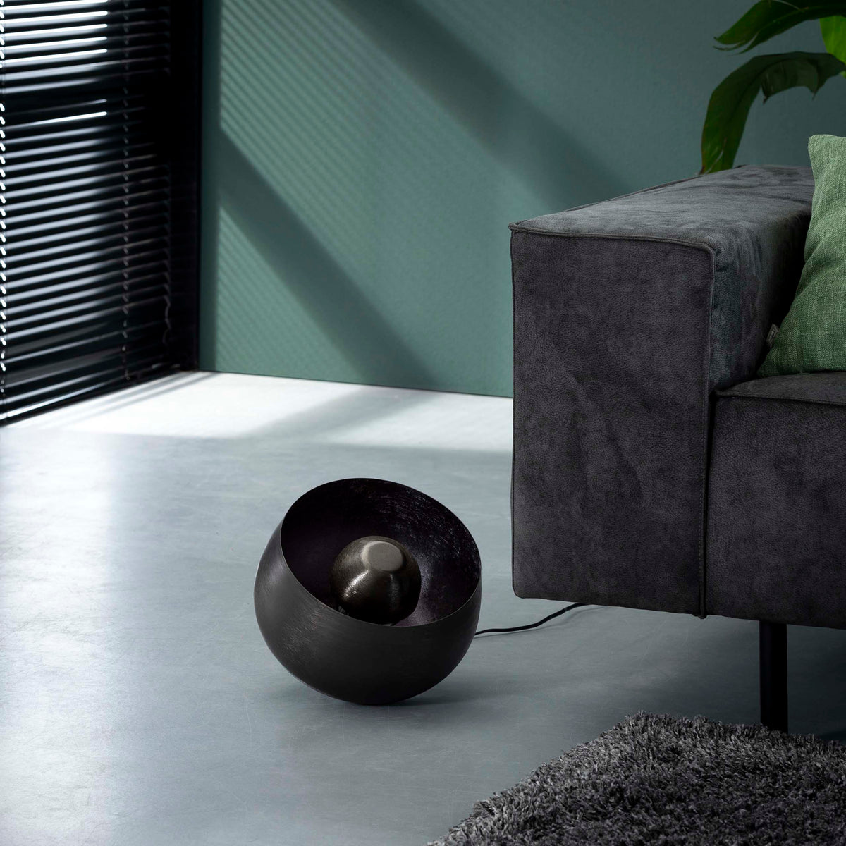 Tischleuchte Bowl 1-flammig Ø28cm / Schwarz-Nickel