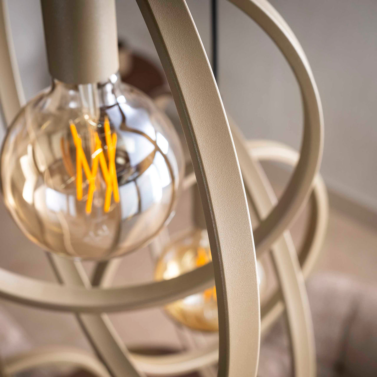Pendelleuchte Twist, gestuft, 3-flammig / Beige
