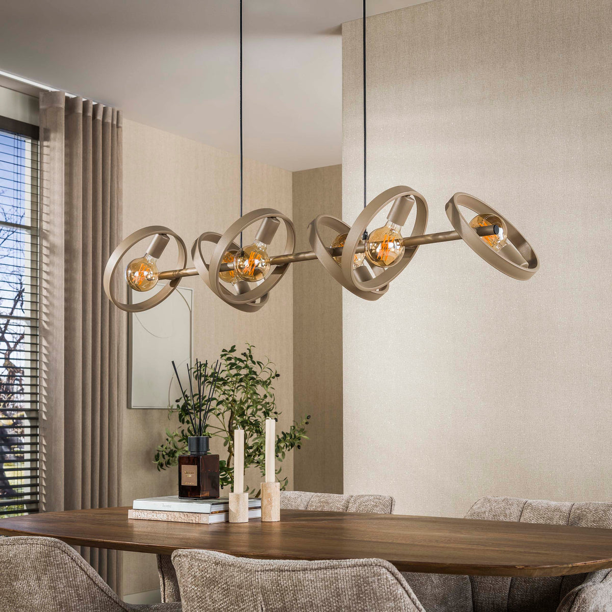 Pendellampa Elica med 6 ljuskällor / Beige