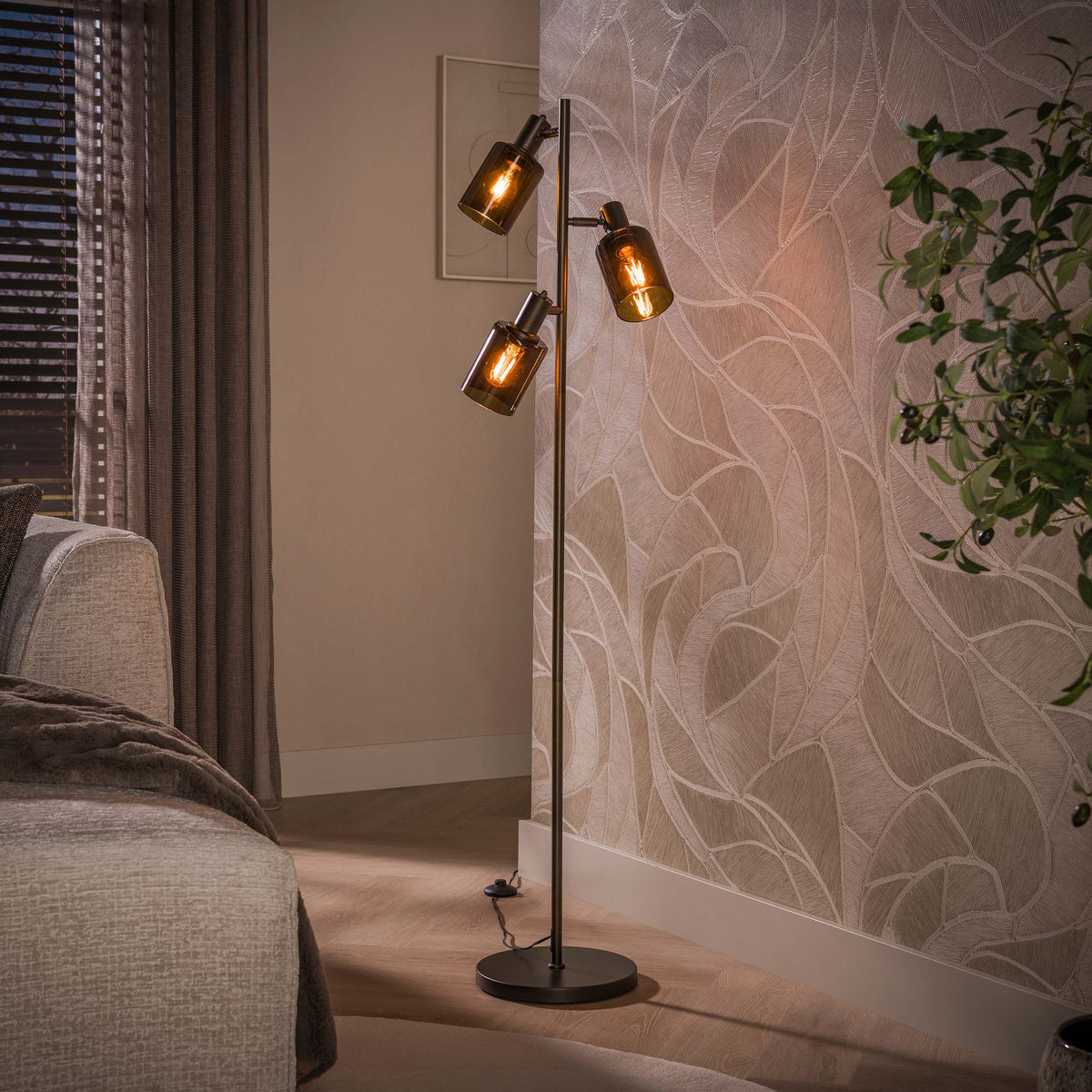 Ambrio floor lamp 3-light / Sienna brown